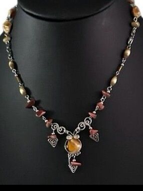 Vintage Bohemian-style
Necklace 16" Silver-tone &
Orange Jasper & Agate Stones